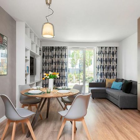 Fort Wola Apartments Warsaw By Noclegi Renters Exterior foto